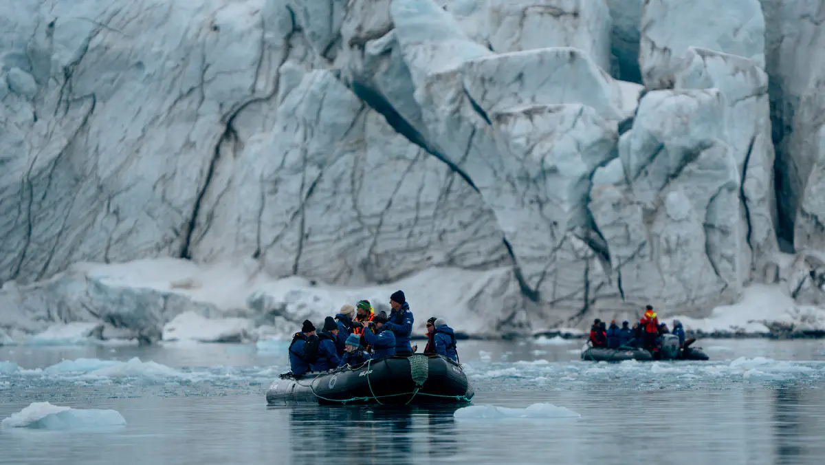 Croisières Svalbard zodiac, &copy; Kay Fochtmann - HX Expeditions