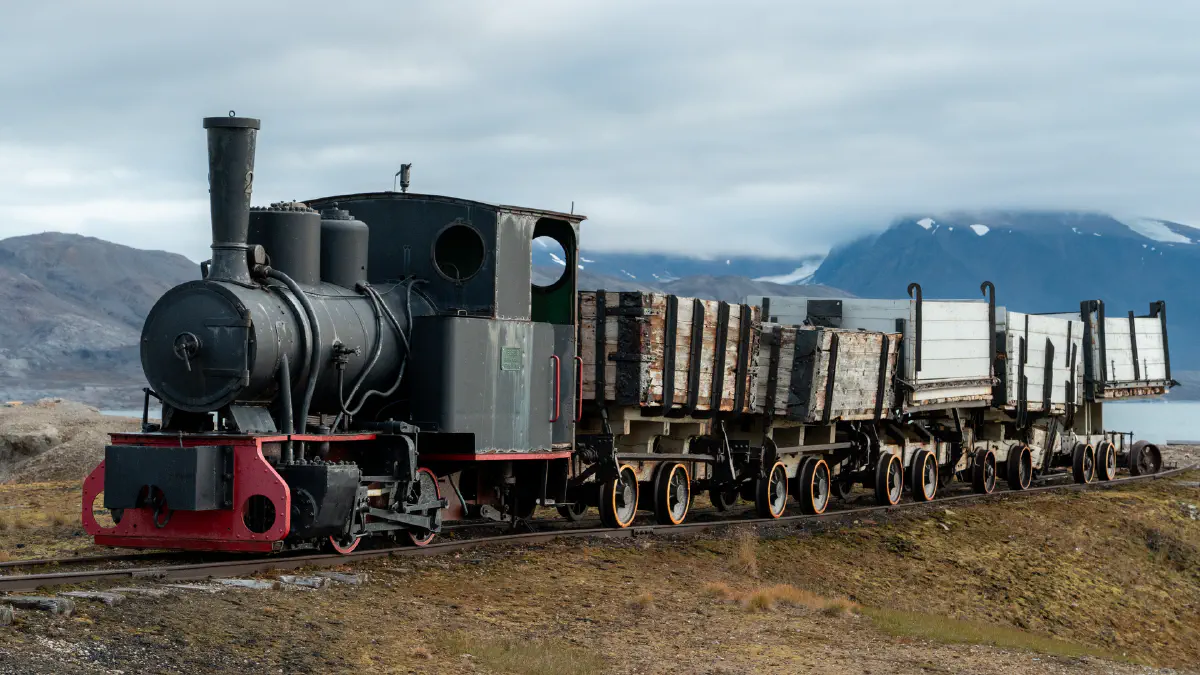 Croisières Svalbard Ny Alesund, &copy; Yuri Choufour - HX Expeditions